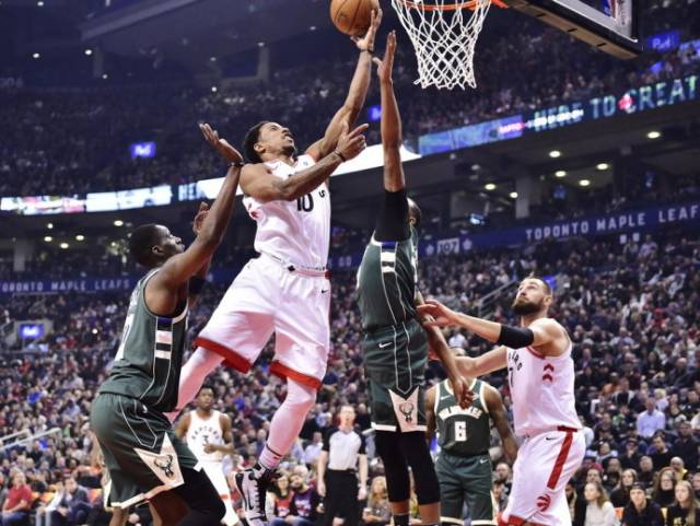 两名轮换阵 两名轮换阵